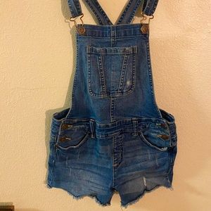 💋Justice Girls Cutoff Distressed Short Overalls